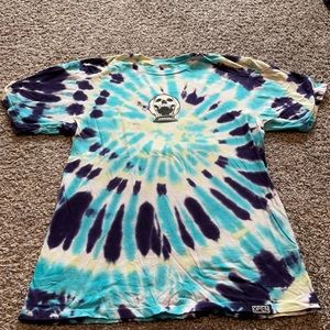 Comfy cozy t-shirt size medium